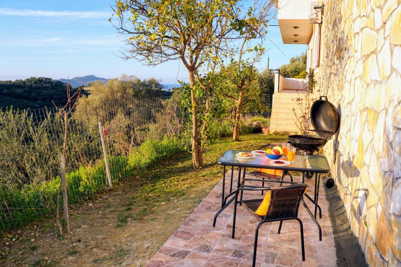Olive Tree Hillside Apartment Сталос Экстерьер фото