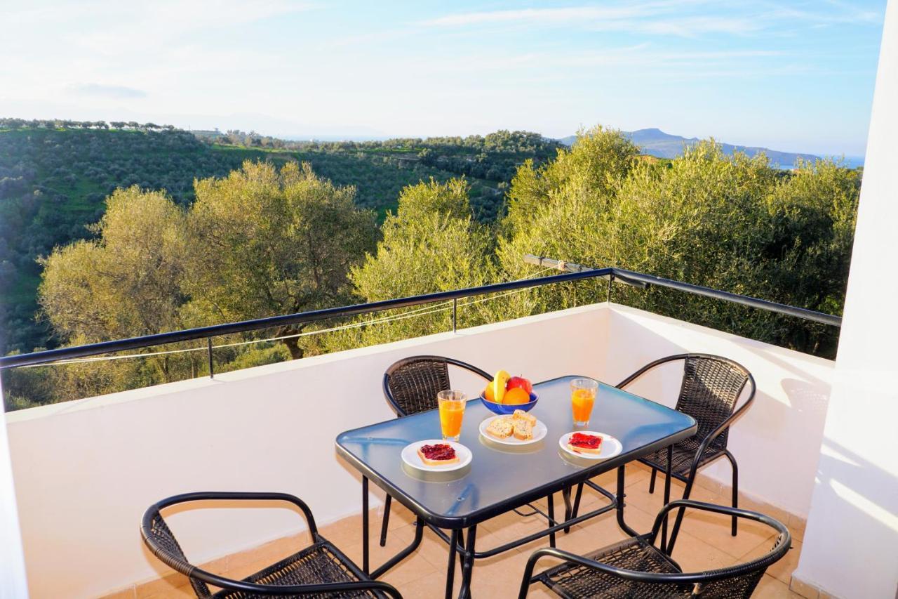Olive Tree Hillside Apartment Сталос Экстерьер фото