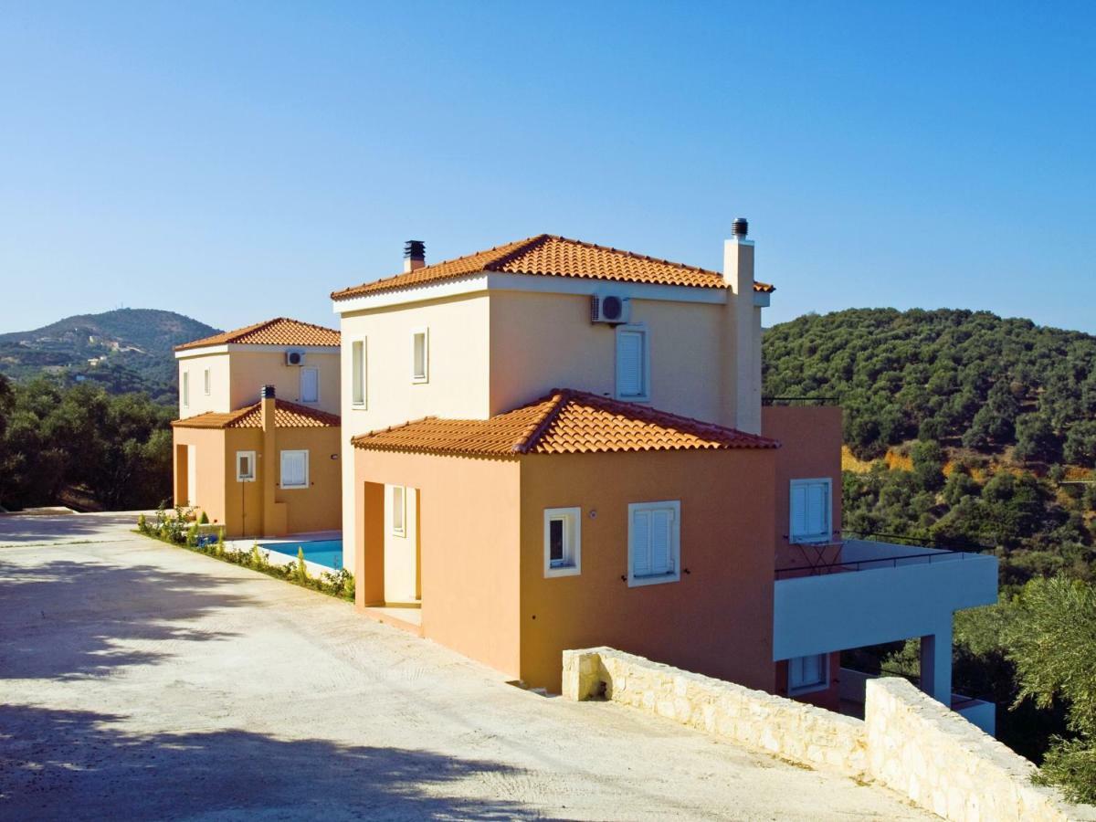 Olive Tree Hillside Apartment Сталос Экстерьер фото